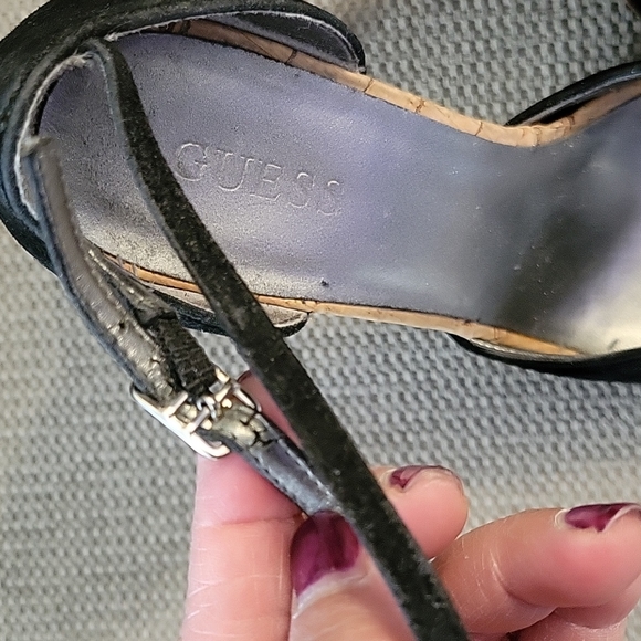 GUESS OPEN TOED HIGH HEELS - Picture 5 of 16